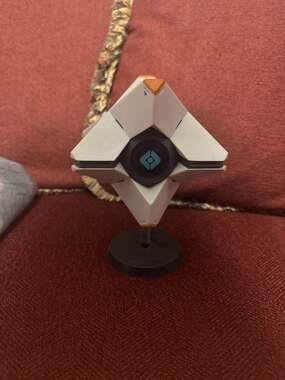 2017 Bungie DESTINY GHOST VINYL 7” FIGURE Toy Rare Replica Video Game PC ROOM